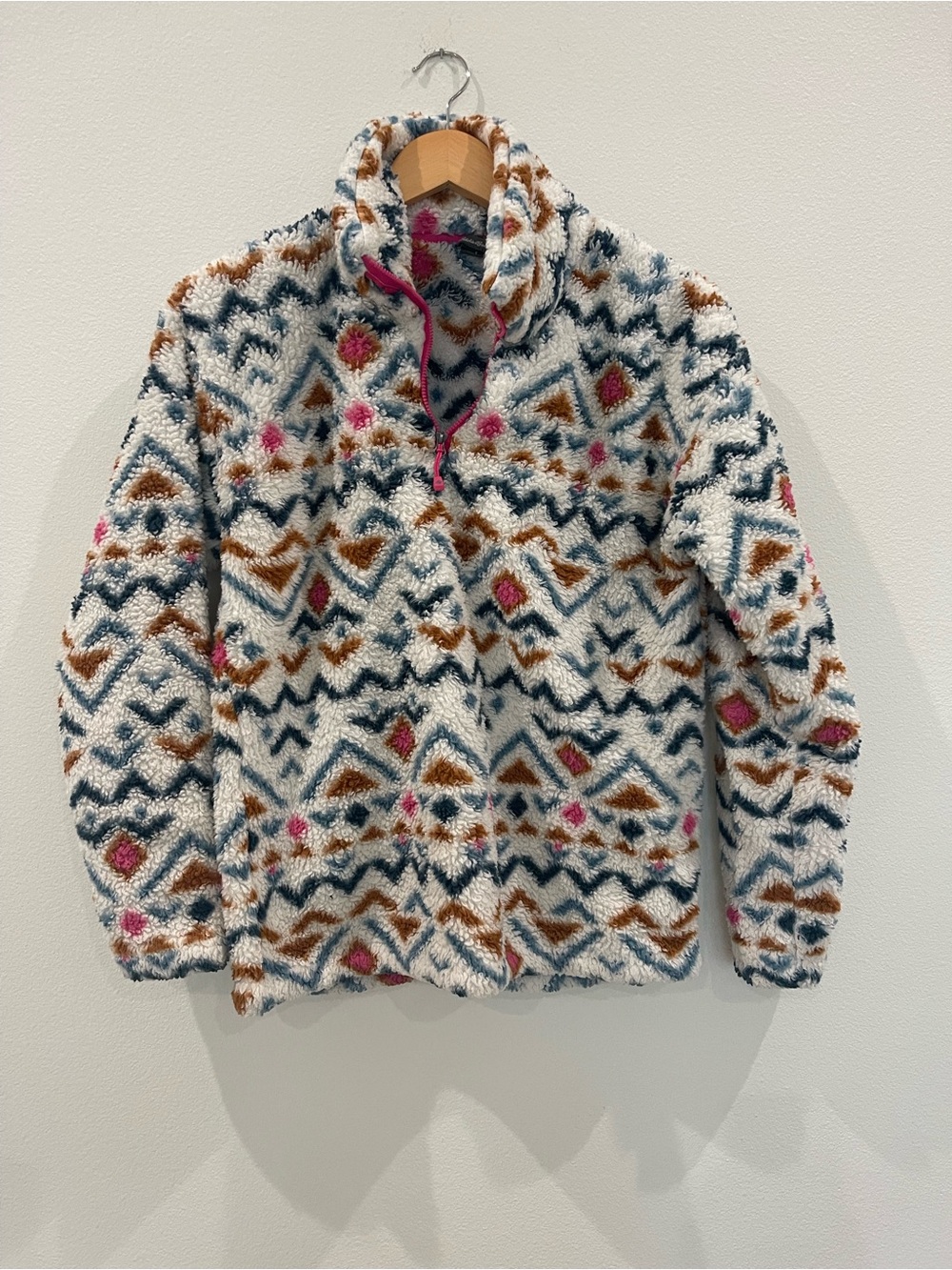 Womens Eddie Bauer Cream Fleece Jacket with Geometric Pattern